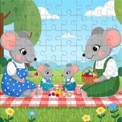 Fröhliches Picknick der Mäusefamilie