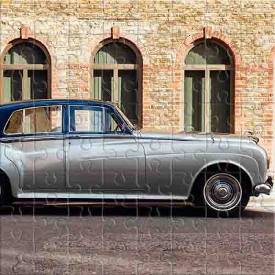 Élégante voiture d'une époque révolue Puzzle