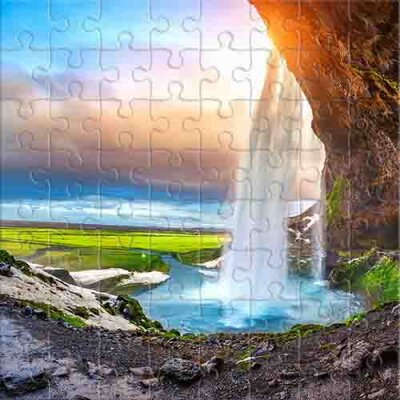Sonnenuntergang am Fuße des Wasserfalls Puzzle