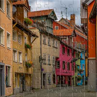 Cozy Alley Jigsaw Puzzle